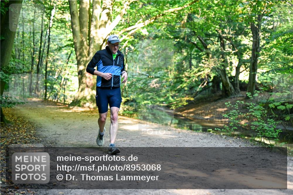 28.09.2025 - 33. Volkslauf durch das schöne Alstertal Dr. Thomas Lammeyer http://msf.ph/oto/8953068 28.09.2025 10:26:13 Laufen  meine-sportfotos.de