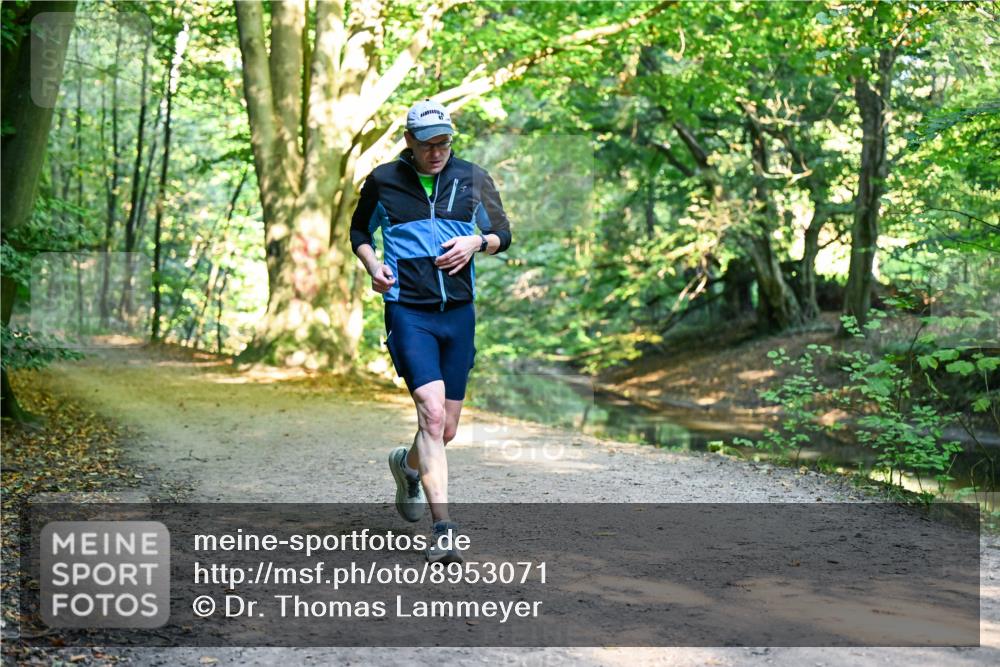 28.09.2025 - 33. Volkslauf durch das schöne Alstertal Dr. Thomas Lammeyer http://msf.ph/oto/8953071 28.09.2025 10:26:13 Laufen  meine-sportfotos.de