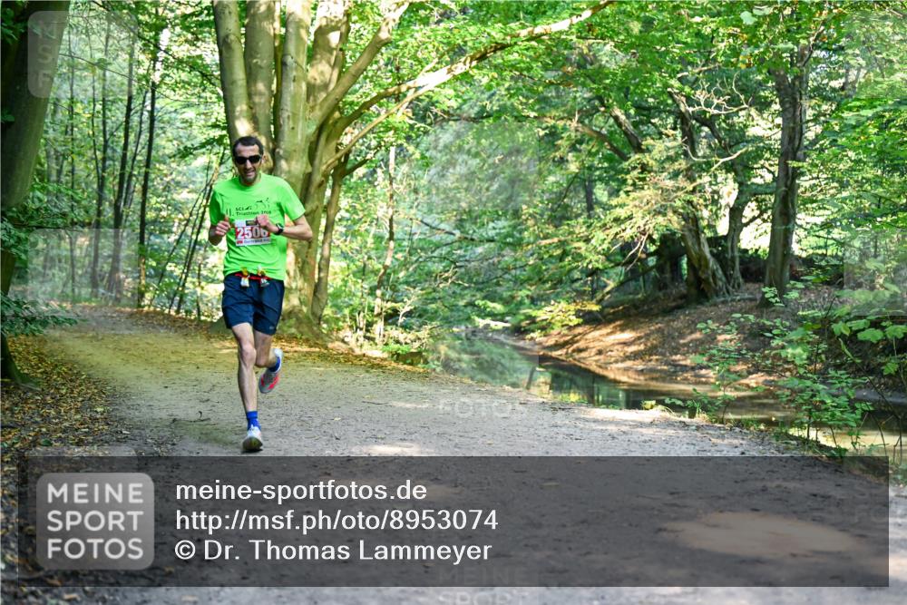 28.09.2025 - 33. Volkslauf durch das schöne Alstertal Dr. Thomas Lammeyer http://msf.ph/oto/8953074 28.09.2025 10:33:06 Laufen 2019 meine-sportfotos.de