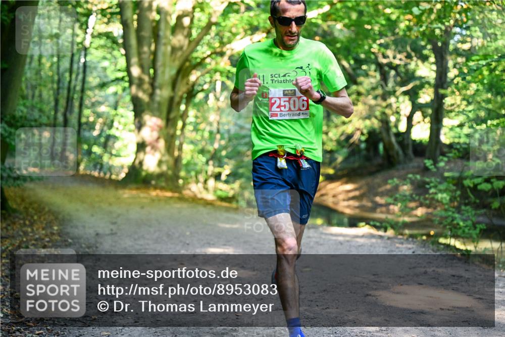 28.09.2025 - 33. Volkslauf durch das schöne Alstertal Dr. Thomas Lammeyer http://msf.ph/oto/8953083 28.09.2025 10:33:07 Laufen 2506 meine-sportfotos.de