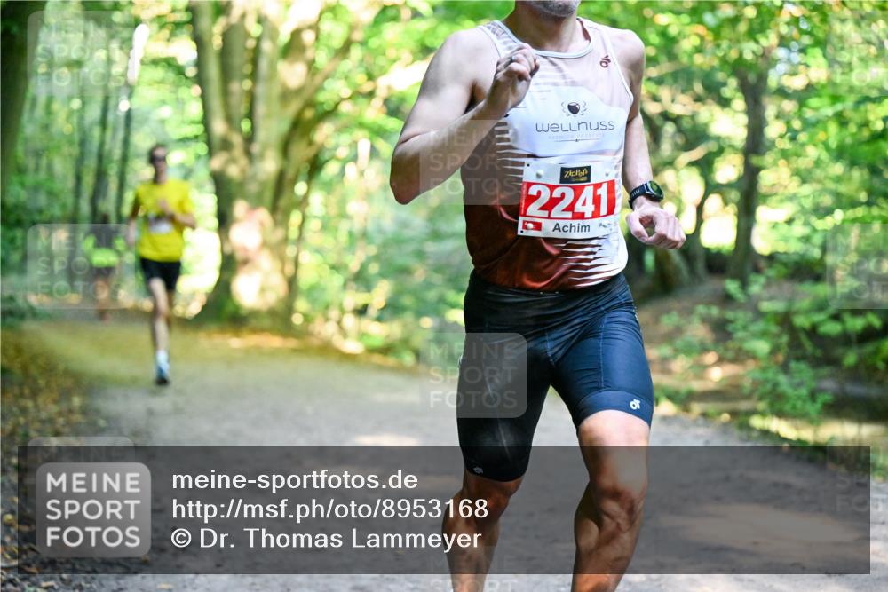 28.09.2025 - 33. Volkslauf durch das schöne Alstertal Dr. Thomas Lammeyer http://msf.ph/oto/8953168 28.09.2025 10:34:00 Laufen 2241 meine-sportfotos.de