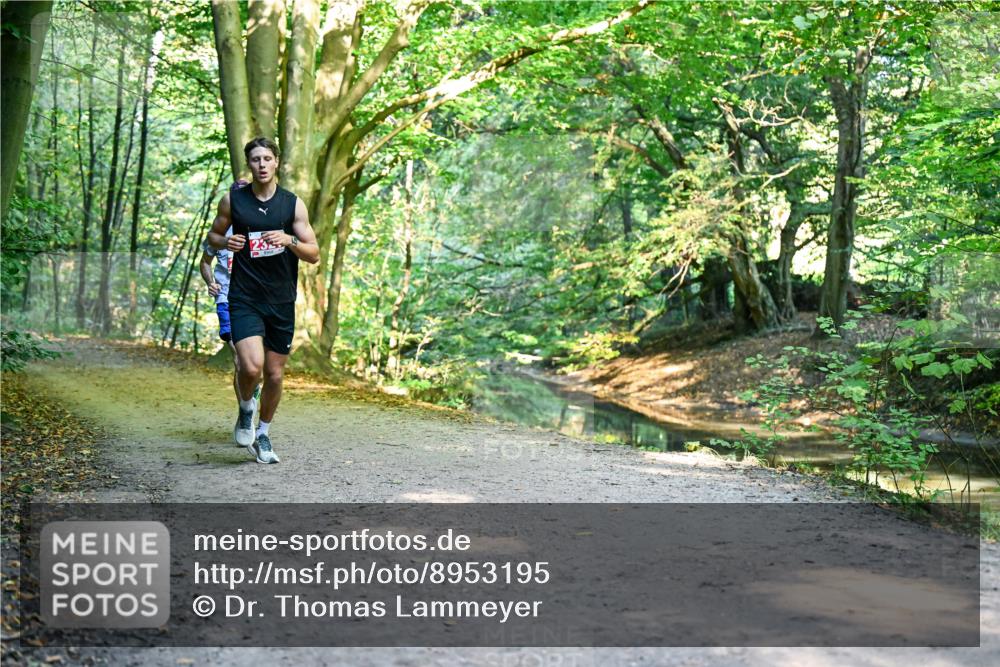 28.09.2025 - 33. Volkslauf durch das schöne Alstertal Dr. Thomas Lammeyer http://msf.ph/oto/8953195 28.09.2025 10:34:07 Laufen 23 meine-sportfotos.de
