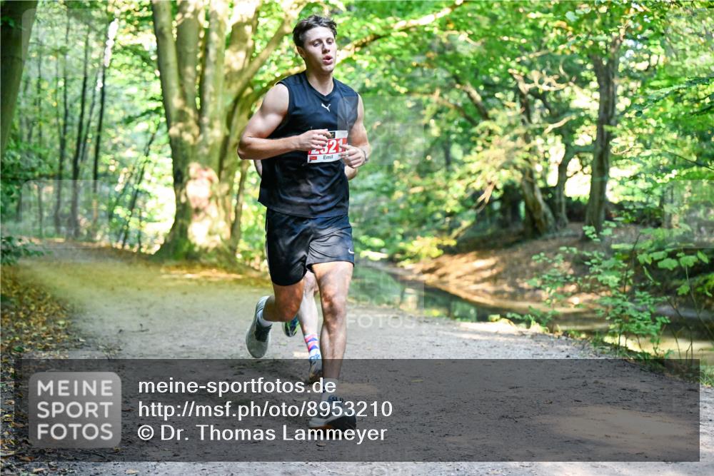 28.09.2025 - 33. Volkslauf durch das schöne Alstertal Dr. Thomas Lammeyer http://msf.ph/oto/8953210 28.09.2025 10:34:08 Laufen  meine-sportfotos.de