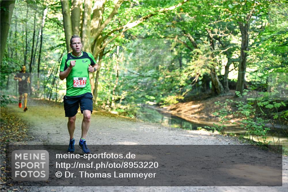 28.09.2025 - 33. Volkslauf durch das schöne Alstertal Dr. Thomas Lammeyer http://msf.ph/oto/8953220 28.09.2025 10:34:22 Laufen 2512 meine-sportfotos.de