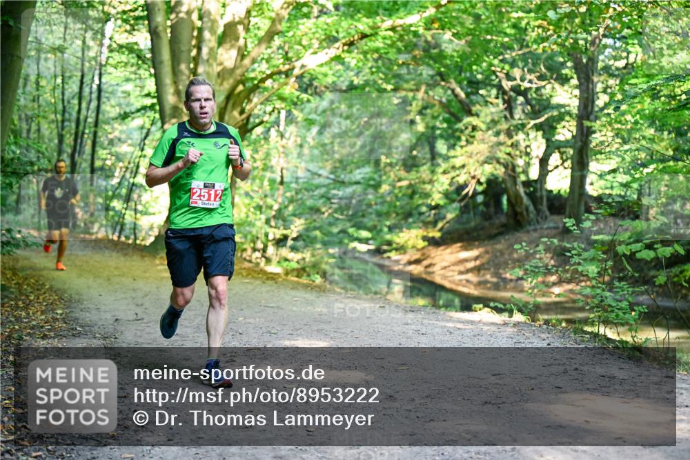 28.09.2025 - 33. Volkslauf durch das schöne Alstertal Dr. Thomas Lammeyer http://msf.ph/oto/8953222 28.09.2025 10:34:22 Laufen 2512 meine-sportfotos.de