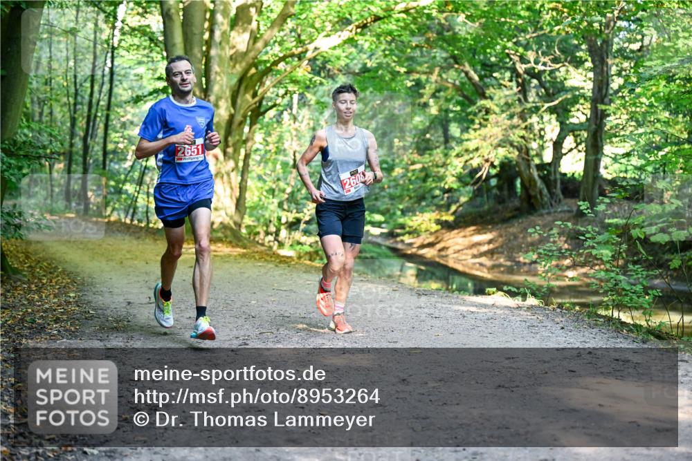 28.09.2025 - 33. Volkslauf durch das schöne Alstertal Dr. Thomas Lammeyer http://msf.ph/oto/8953264 28.09.2025 10:34:30 Laufen 2651, 2608 meine-sportfotos.de