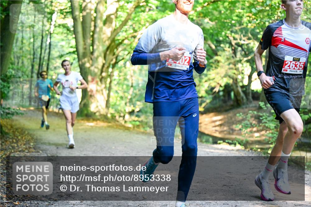 28.09.2025 - 33. Volkslauf durch das schöne Alstertal Dr. Thomas Lammeyer http://msf.ph/oto/8953338 28.09.2025 10:34:57 Laufen 02, 2635 meine-sportfotos.de