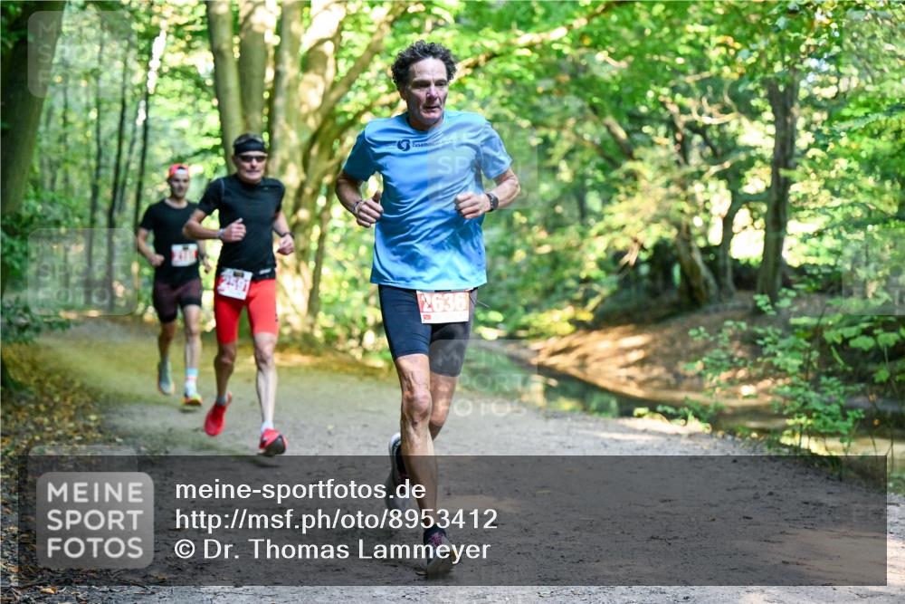 28.09.2025 - 33. Volkslauf durch das schöne Alstertal Dr. Thomas Lammeyer http://msf.ph/oto/8953412 28.09.2025 10:35:08 Laufen 2636 meine-sportfotos.de