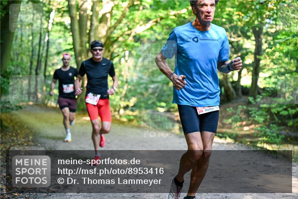 28.09.2025 - 33. Volkslauf durch das schöne Alstertal Dr. Thomas Lammeyer http://msf.ph/oto/8953416 28.09.2025 10:35:09 Laufen  meine-sportfotos.de