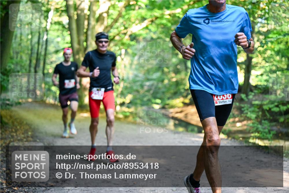 28.09.2025 - 33. Volkslauf durch das schöne Alstertal Dr. Thomas Lammeyer http://msf.ph/oto/8953418 28.09.2025 10:35:09 Laufen  meine-sportfotos.de