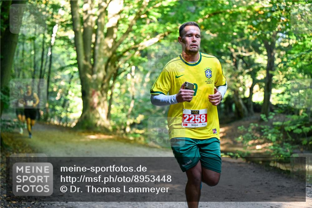 28.09.2025 - 33. Volkslauf durch das schöne Alstertal Dr. Thomas Lammeyer http://msf.ph/oto/8953448 28.09.2025 10:35:37 Laufen 2258, 1 meine-sportfotos.de