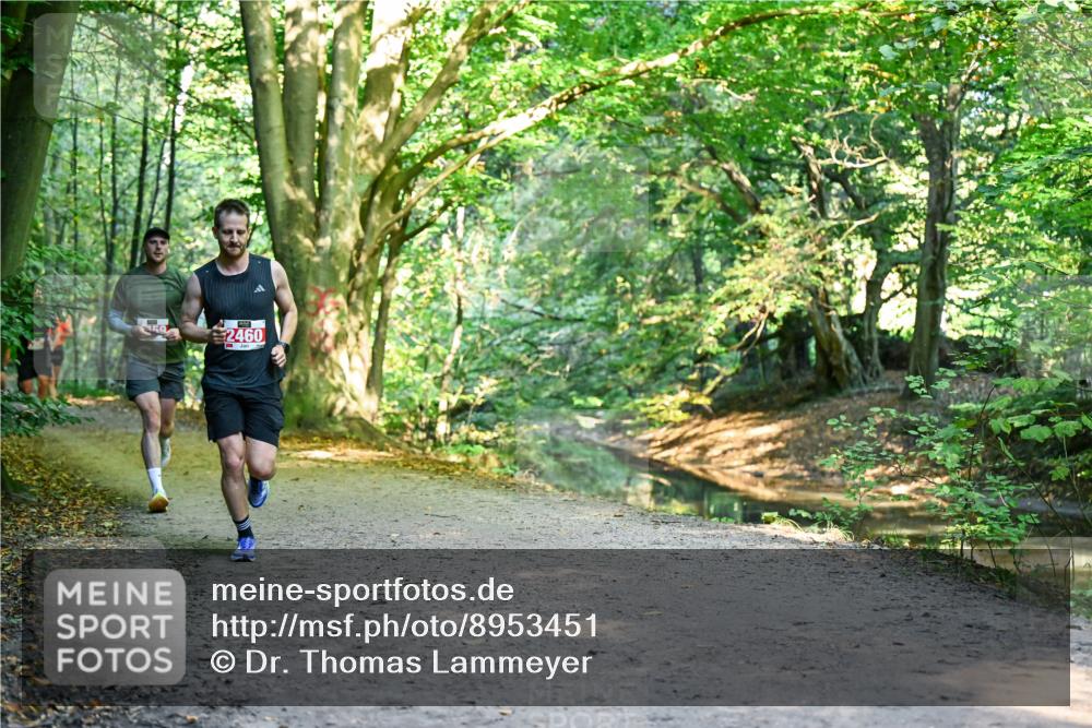 28.09.2025 - 33. Volkslauf durch das schöne Alstertal Dr. Thomas Lammeyer http://msf.ph/oto/8953451 28.09.2025 10:35:40 Laufen 2460 meine-sportfotos.de