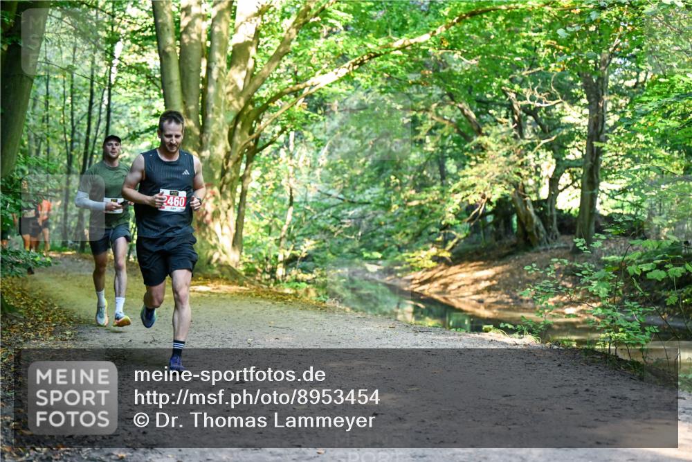 28.09.2025 - 33. Volkslauf durch das schöne Alstertal Dr. Thomas Lammeyer http://msf.ph/oto/8953454 28.09.2025 10:35:40 Laufen 2460 meine-sportfotos.de
