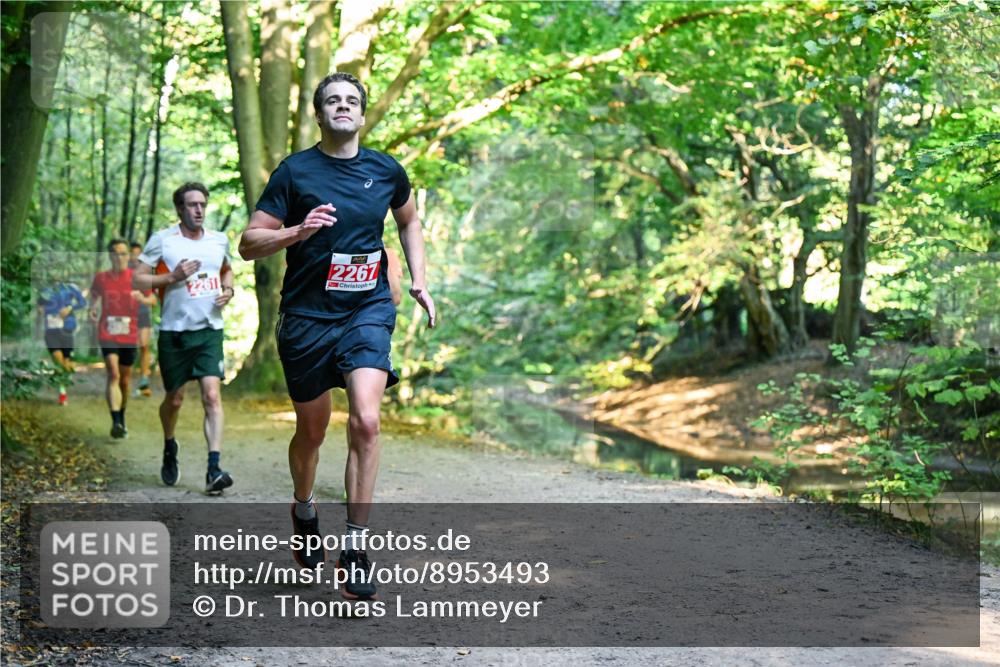 28.09.2025 - 33. Volkslauf durch das schöne Alstertal Dr. Thomas Lammeyer http://msf.ph/oto/8953493 28.09.2025 10:35:46 Laufen 12261, 2267 meine-sportfotos.de