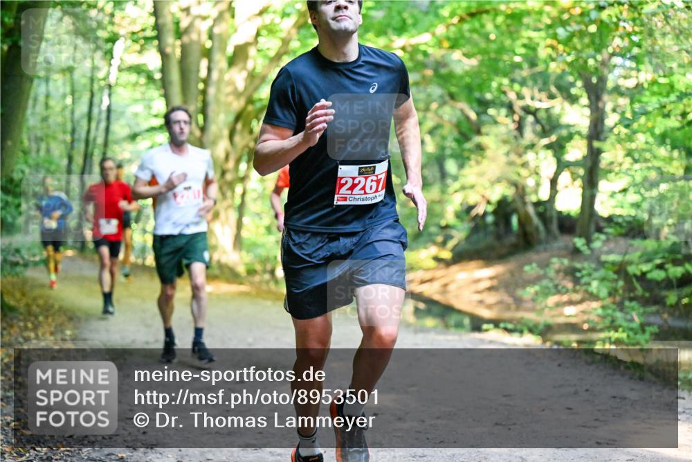 28.09.2025 - 33. Volkslauf durch das schöne Alstertal Dr. Thomas Lammeyer http://msf.ph/oto/8953501 28.09.2025 10:35:47 Laufen 2267 meine-sportfotos.de