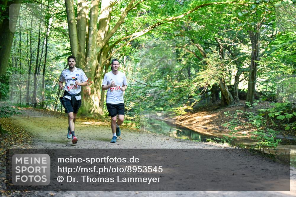 28.09.2025 - 33. Volkslauf durch das schöne Alstertal Dr. Thomas Lammeyer http://msf.ph/oto/8953545 28.09.2025 10:35:57 Laufen 2560, 2358 meine-sportfotos.de