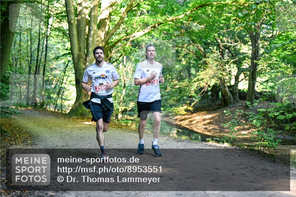 28.09.2025 - 33. Volkslauf durch das schöne Alstertal Dr. Thomas Lammeyer http://msf.ph/oto/8953551 28.09.2025 10:35:58 Laufen 2560, 2358 meine-sportfotos.de