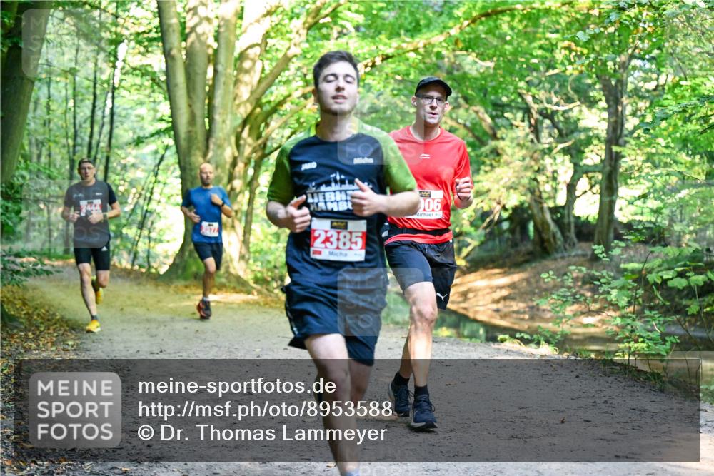 28.09.2025 - 33. Volkslauf durch das schöne Alstertal Dr. Thomas Lammeyer http://msf.ph/oto/8953588 28.09.2025 10:36:08 Laufen 2385, 006 meine-sportfotos.de