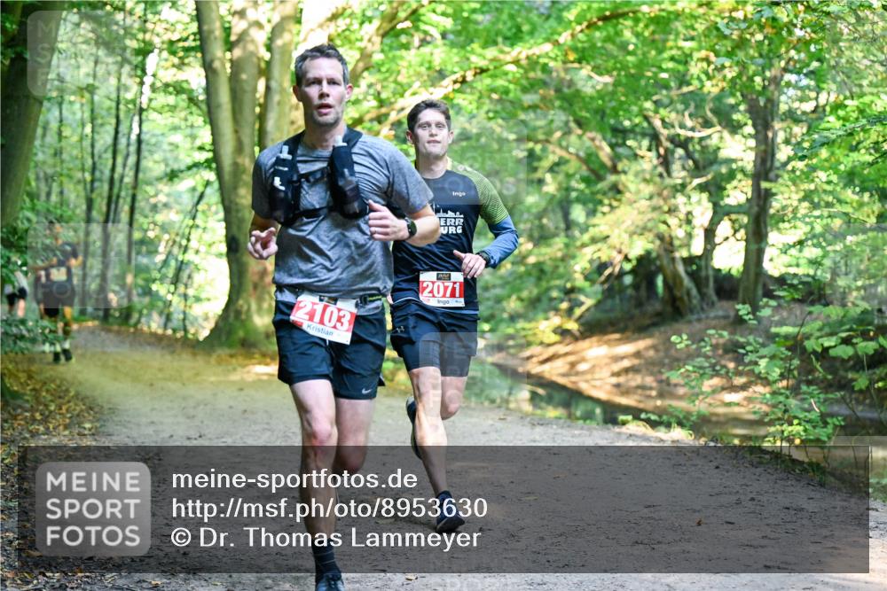 28.09.2025 - 33. Volkslauf durch das schöne Alstertal Dr. Thomas Lammeyer http://msf.ph/oto/8953630 28.09.2025 10:36:18 Laufen 2103, 2071 meine-sportfotos.de