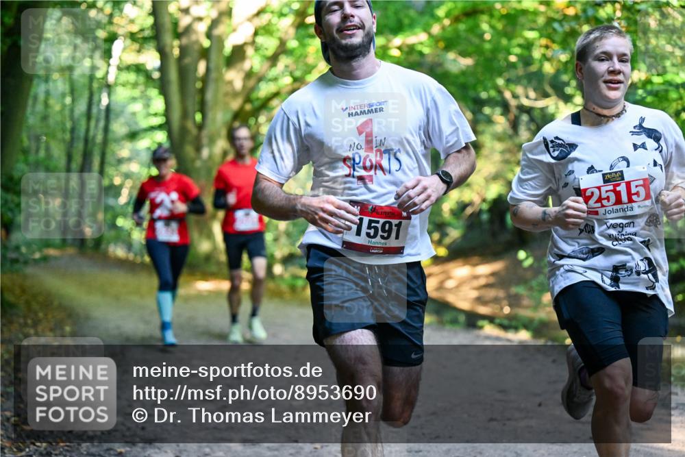 28.09.2025 - 33. Volkslauf durch das schöne Alstertal Dr. Thomas Lammeyer http://msf.ph/oto/8953690 28.09.2025 10:36:27 Laufen 1591, 2515, 230 meine-sportfotos.de