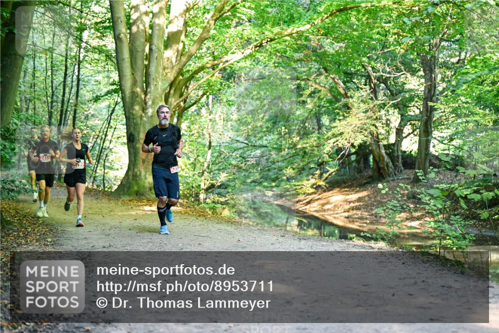 28.09.2025 - 33. Volkslauf durch das schöne Alstertal Dr. Thomas Lammeyer http://msf.ph/oto/8953711 28.09.2025 10:36:36 Laufen 2419 meine-sportfotos.de
