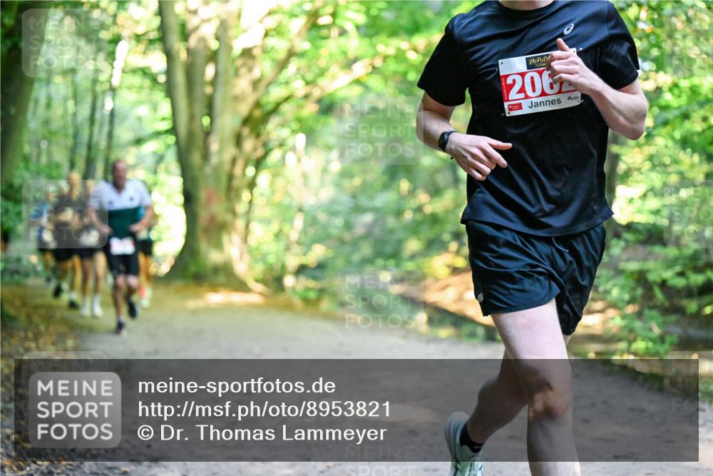28.09.2025 - 33. Volkslauf durch das schöne Alstertal Dr. Thomas Lammeyer http://msf.ph/oto/8953821 28.09.2025 10:36:59 Laufen 200 meine-sportfotos.de