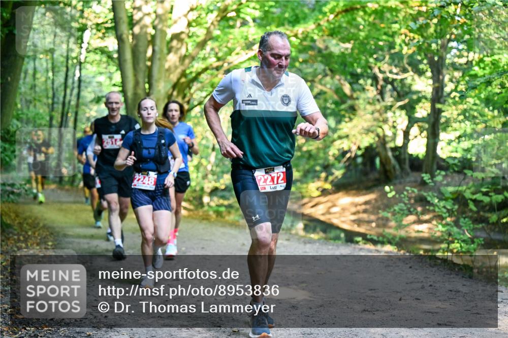 28.09.2025 - 33. Volkslauf durch das schöne Alstertal Dr. Thomas Lammeyer http://msf.ph/oto/8953836 28.09.2025 10:37:02 Laufen 2248, 2272 meine-sportfotos.de