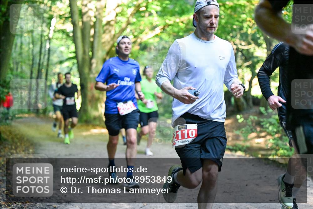 28.09.2025 - 33. Volkslauf durch das schöne Alstertal Dr. Thomas Lammeyer http://msf.ph/oto/8953849 28.09.2025 10:37:05 Laufen 2110 meine-sportfotos.de