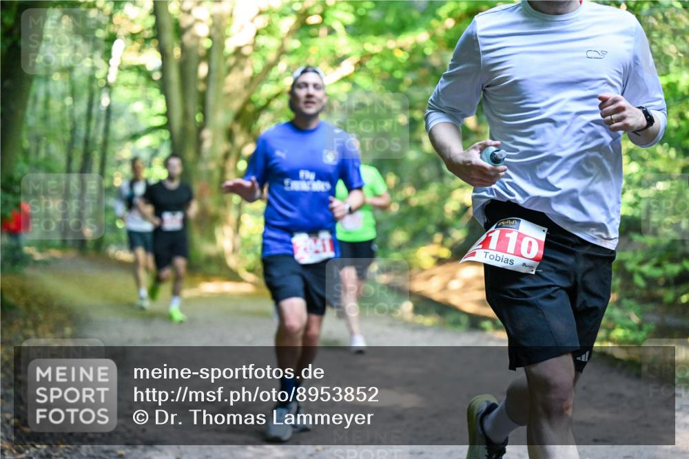 28.09.2025 - 33. Volkslauf durch das schöne Alstertal Dr. Thomas Lammeyer http://msf.ph/oto/8953852 28.09.2025 10:37:05 Laufen 110 meine-sportfotos.de