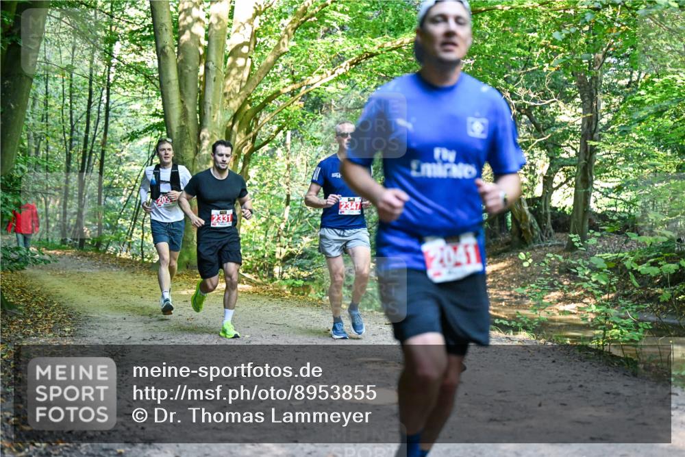 28.09.2025 - 33. Volkslauf durch das schöne Alstertal Dr. Thomas Lammeyer http://msf.ph/oto/8953855 28.09.2025 10:37:06 Laufen 2331, 2347, 2041 meine-sportfotos.de