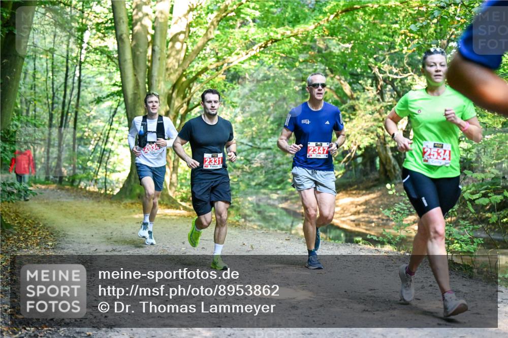 28.09.2025 - 33. Volkslauf durch das schöne Alstertal Dr. Thomas Lammeyer http://msf.ph/oto/8953862 28.09.2025 10:37:06 Laufen 2331, 2347, 2534 meine-sportfotos.de