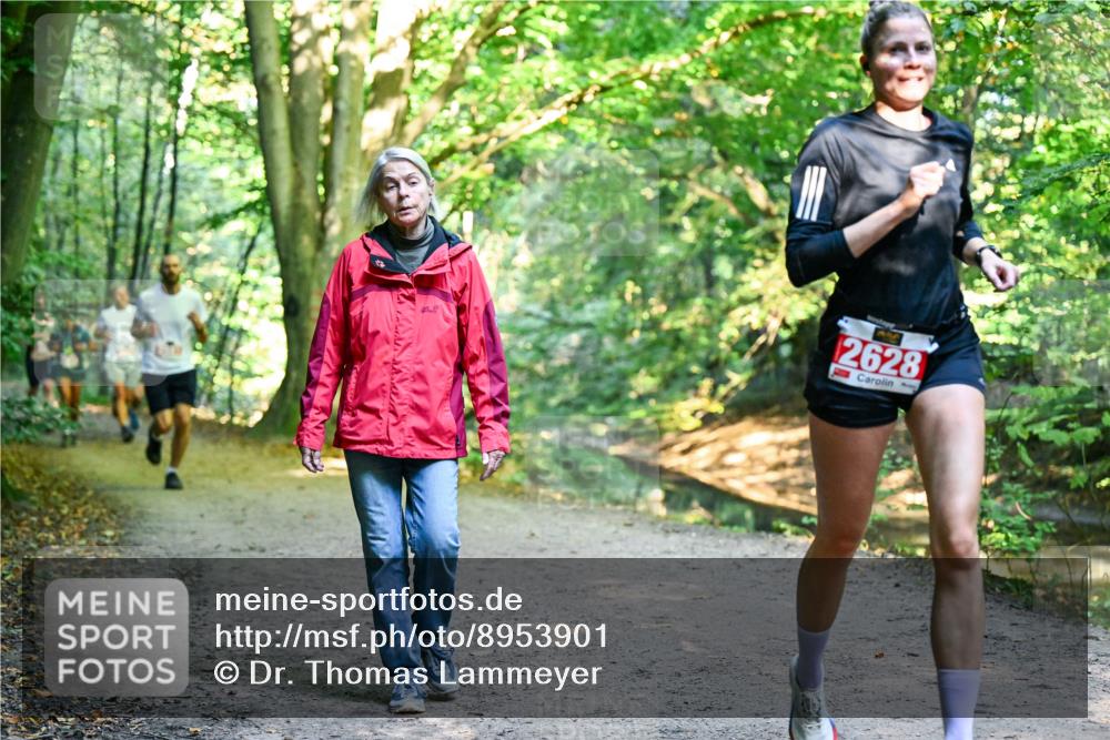 28.09.2025 - 33. Volkslauf durch das schöne Alstertal Dr. Thomas Lammeyer http://msf.ph/oto/8953901 28.09.2025 10:37:20 Laufen 2628 meine-sportfotos.de