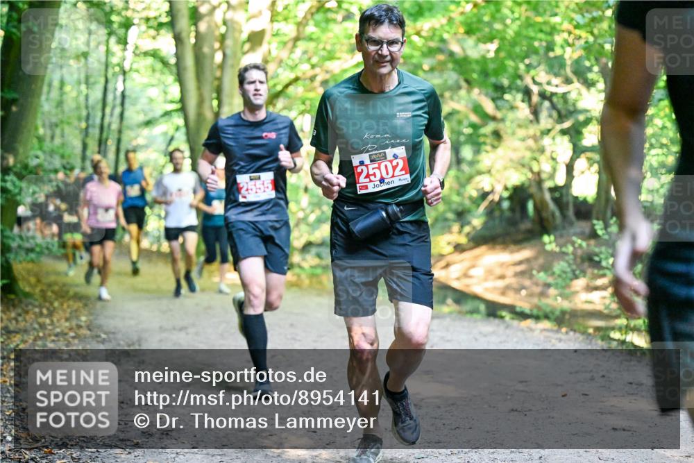 28.09.2025 - 33. Volkslauf durch das schöne Alstertal Dr. Thomas Lammeyer http://msf.ph/oto/8954141 28.09.2025 10:38:00 Laufen 2502 meine-sportfotos.de