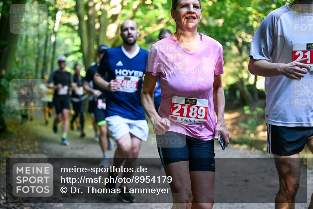 28.09.2025 - 33. Volkslauf durch das schöne Alstertal Dr. Thomas Lammeyer http://msf.ph/oto/8954179 28.09.2025 10:38:04 Laufen 2466, 2189, 21 meine-sportfotos.de