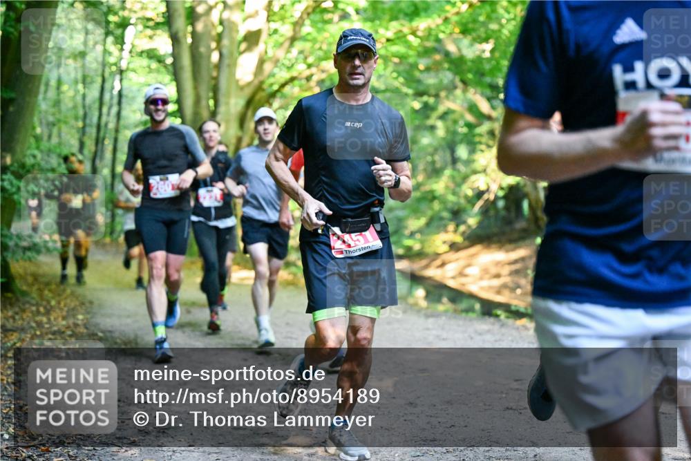 28.09.2025 - 33. Volkslauf durch das schöne Alstertal Dr. Thomas Lammeyer http://msf.ph/oto/8954189 28.09.2025 10:38:05 Laufen 451 meine-sportfotos.de
