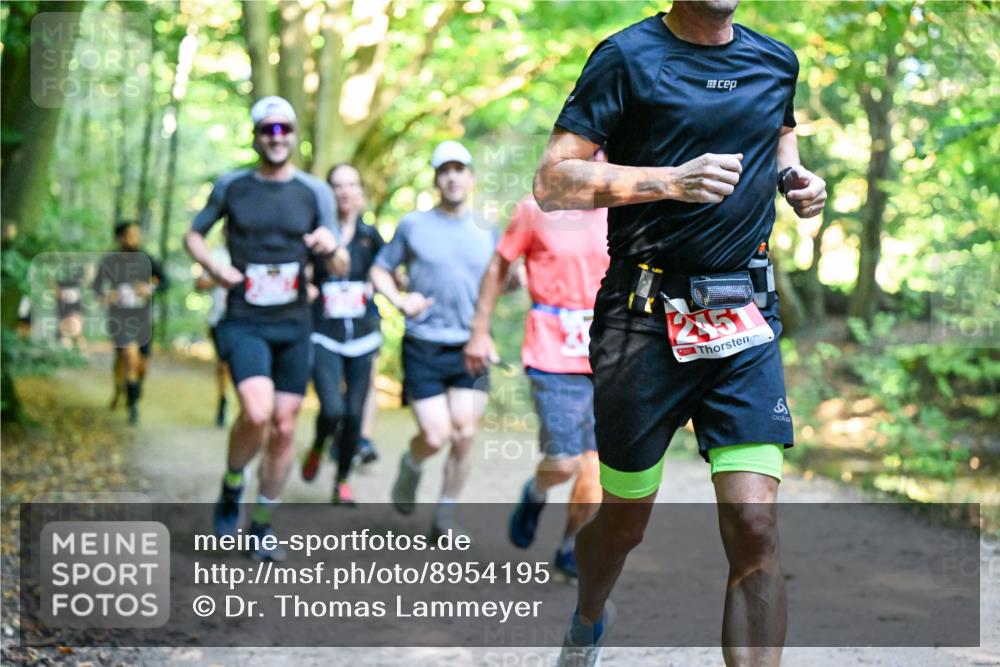 28.09.2025 - 33. Volkslauf durch das schöne Alstertal Dr. Thomas Lammeyer http://msf.ph/oto/8954195 28.09.2025 10:38:06 Laufen 215 meine-sportfotos.de