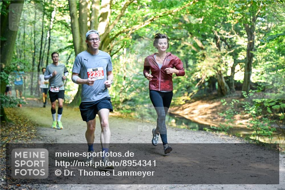 28.09.2025 - 33. Volkslauf durch das schöne Alstertal Dr. Thomas Lammeyer http://msf.ph/oto/8954341 28.09.2025 10:38:31 Laufen 2235 meine-sportfotos.de