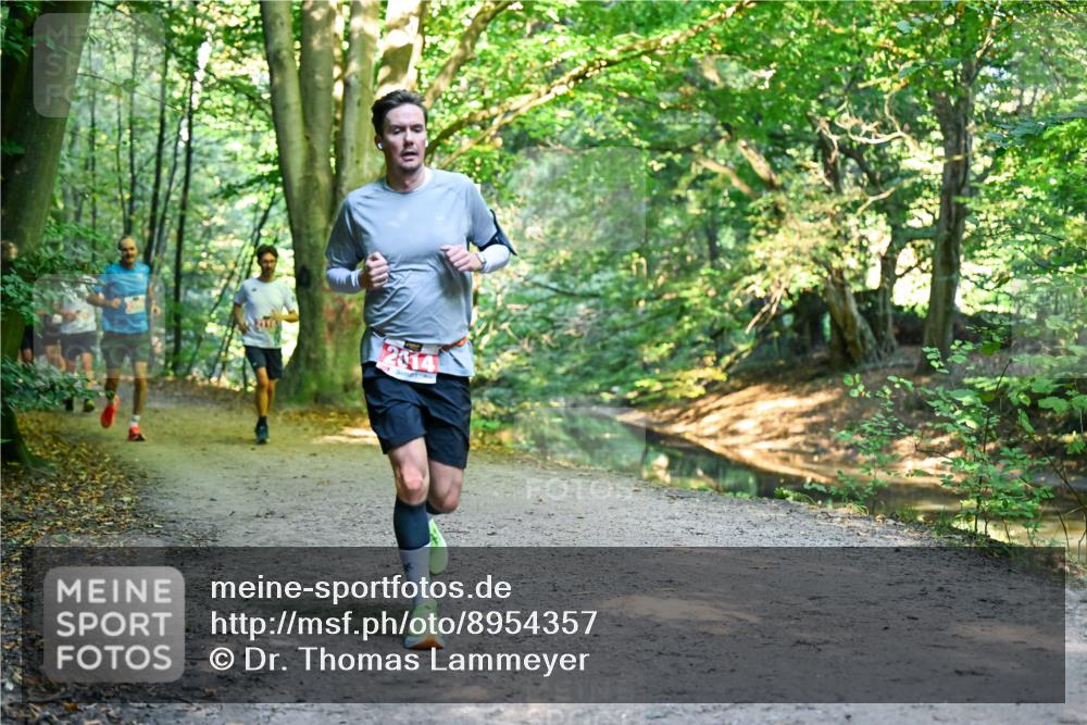 28.09.2025 - 33. Volkslauf durch das schöne Alstertal Dr. Thomas Lammeyer http://msf.ph/oto/8954357 28.09.2025 10:38:33 Laufen  meine-sportfotos.de