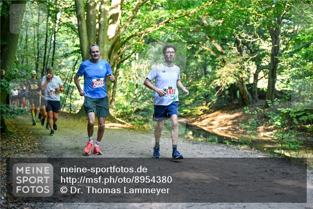 28.09.2025 - 33. Volkslauf durch das schöne Alstertal Dr. Thomas Lammeyer http://msf.ph/oto/8954380 28.09.2025 10:38:36 Laufen 2424, 2999, 118 meine-sportfotos.de