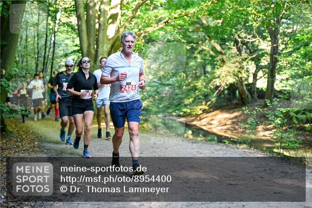 28.09.2025 - 33. Volkslauf durch das schöne Alstertal Dr. Thomas Lammeyer http://msf.ph/oto/8954400 28.09.2025 10:38:39 Laufen 2424 meine-sportfotos.de