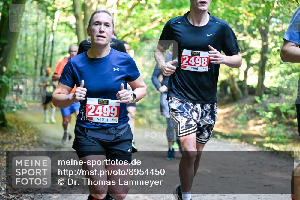 28.09.2025 - 33. Volkslauf durch das schöne Alstertal Dr. Thomas Lammeyer http://msf.ph/oto/8954450 28.09.2025 10:38:46 Laufen 2499, 2498 meine-sportfotos.de