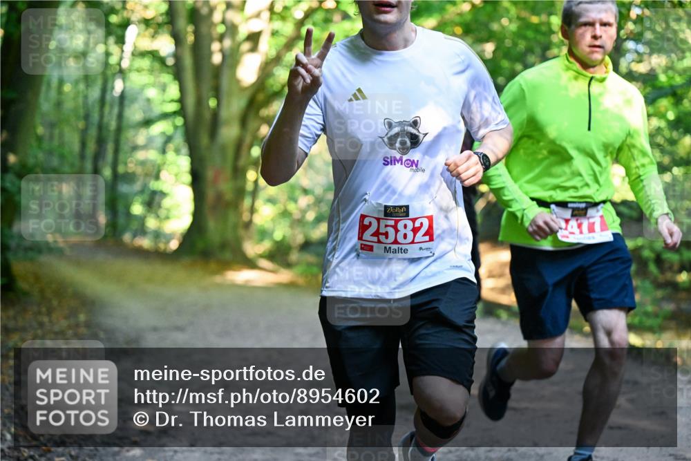 28.09.2025 - 33. Volkslauf durch das schöne Alstertal Dr. Thomas Lammeyer http://msf.ph/oto/8954602 28.09.2025 10:39:08 Laufen 2582, 477 meine-sportfotos.de
