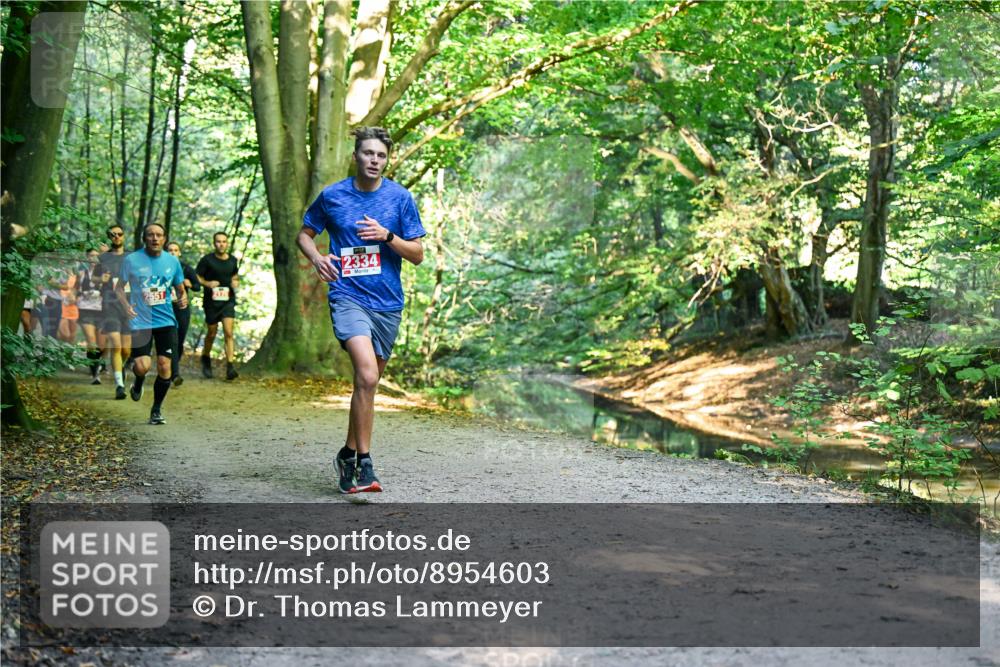 28.09.2025 - 33. Volkslauf durch das schöne Alstertal Dr. Thomas Lammeyer http://msf.ph/oto/8954603 28.09.2025 10:39:16 Laufen 2171, 2334 meine-sportfotos.de