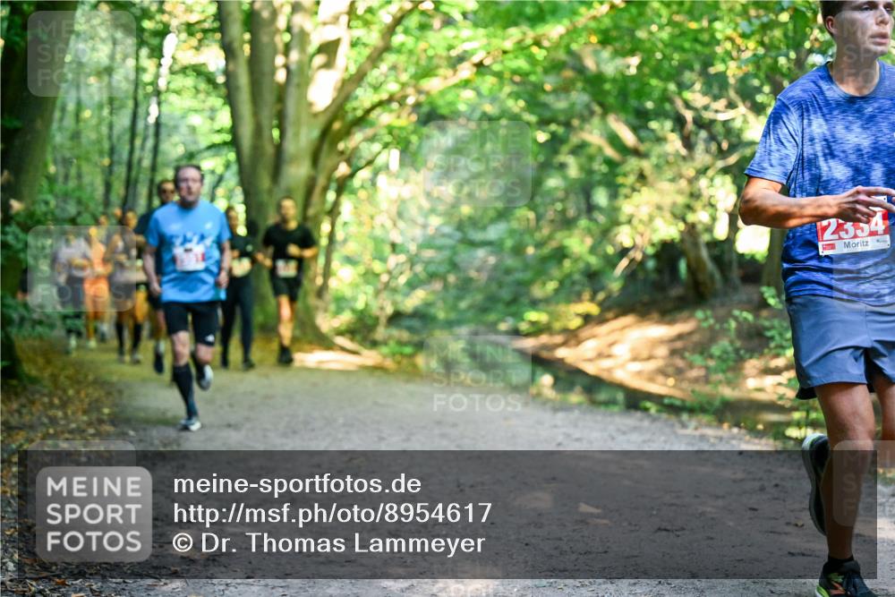 28.09.2025 - 33. Volkslauf durch das schöne Alstertal Dr. Thomas Lammeyer http://msf.ph/oto/8954617 28.09.2025 10:39:17 Laufen 2354 meine-sportfotos.de