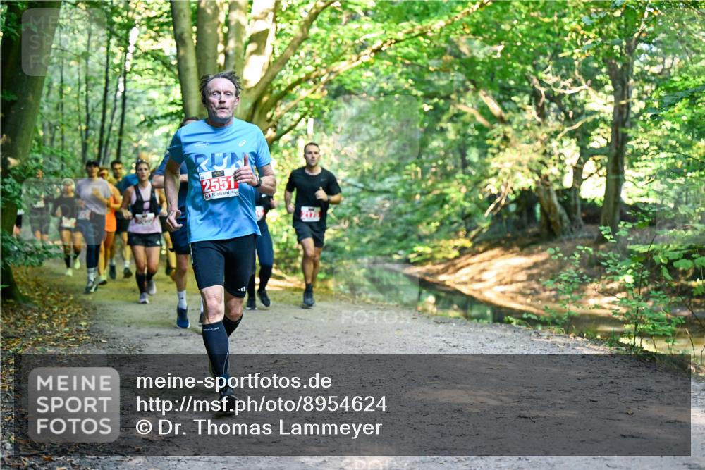 28.09.2025 - 33. Volkslauf durch das schöne Alstertal Dr. Thomas Lammeyer http://msf.ph/oto/8954624 28.09.2025 10:39:19 Laufen 2551, 217 meine-sportfotos.de