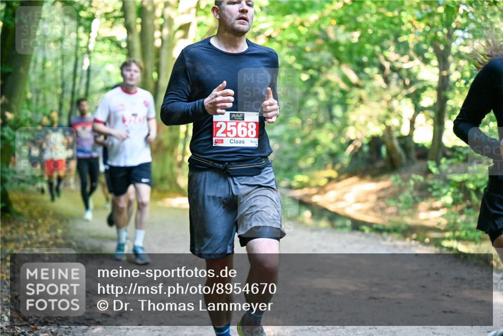 28.09.2025 - 33. Volkslauf durch das schöne Alstertal Dr. Thomas Lammeyer http://msf.ph/oto/8954670 28.09.2025 10:39:26 Laufen 2568 meine-sportfotos.de