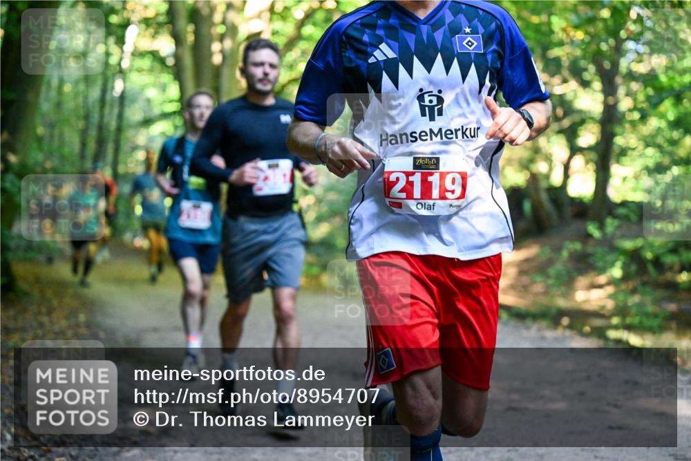 28.09.2025 - 33. Volkslauf durch das schöne Alstertal Dr. Thomas Lammeyer http://msf.ph/oto/8954707 28.09.2025 10:39:32 Laufen 12119 meine-sportfotos.de