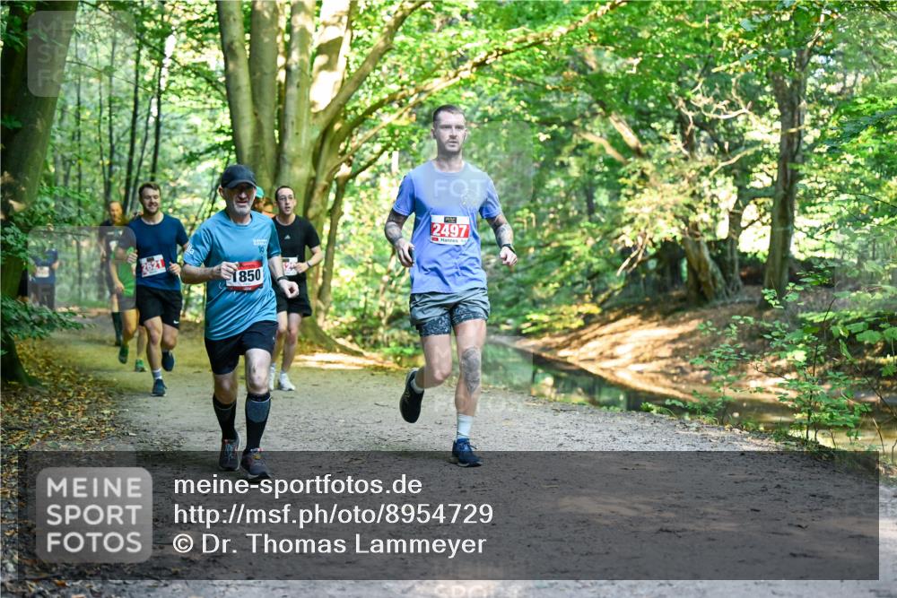 28.09.2025 - 33. Volkslauf durch das schöne Alstertal Dr. Thomas Lammeyer http://msf.ph/oto/8954729 28.09.2025 10:39:35 Laufen 2621, 850, 2497 meine-sportfotos.de