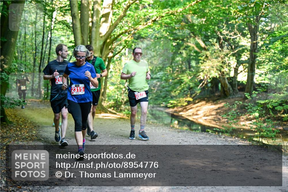 28.09.2025 - 33. Volkslauf durch das schöne Alstertal Dr. Thomas Lammeyer http://msf.ph/oto/8954776 28.09.2025 10:39:42 Laufen 21, 2315, 2072 meine-sportfotos.de