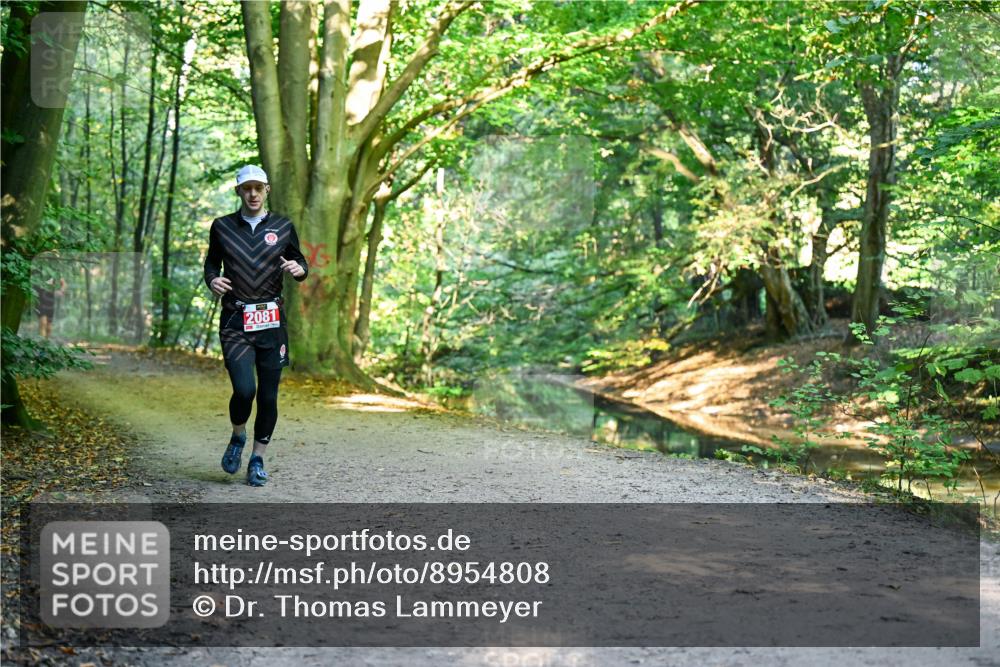 28.09.2025 - 33. Volkslauf durch das schöne Alstertal Dr. Thomas Lammeyer http://msf.ph/oto/8954808 28.09.2025 10:39:47 Laufen 2081 meine-sportfotos.de